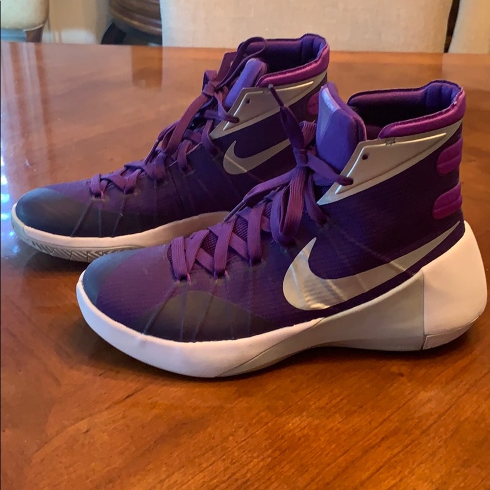 Purple HyperDunk 2015 Basketball Shoes - Size 8.5